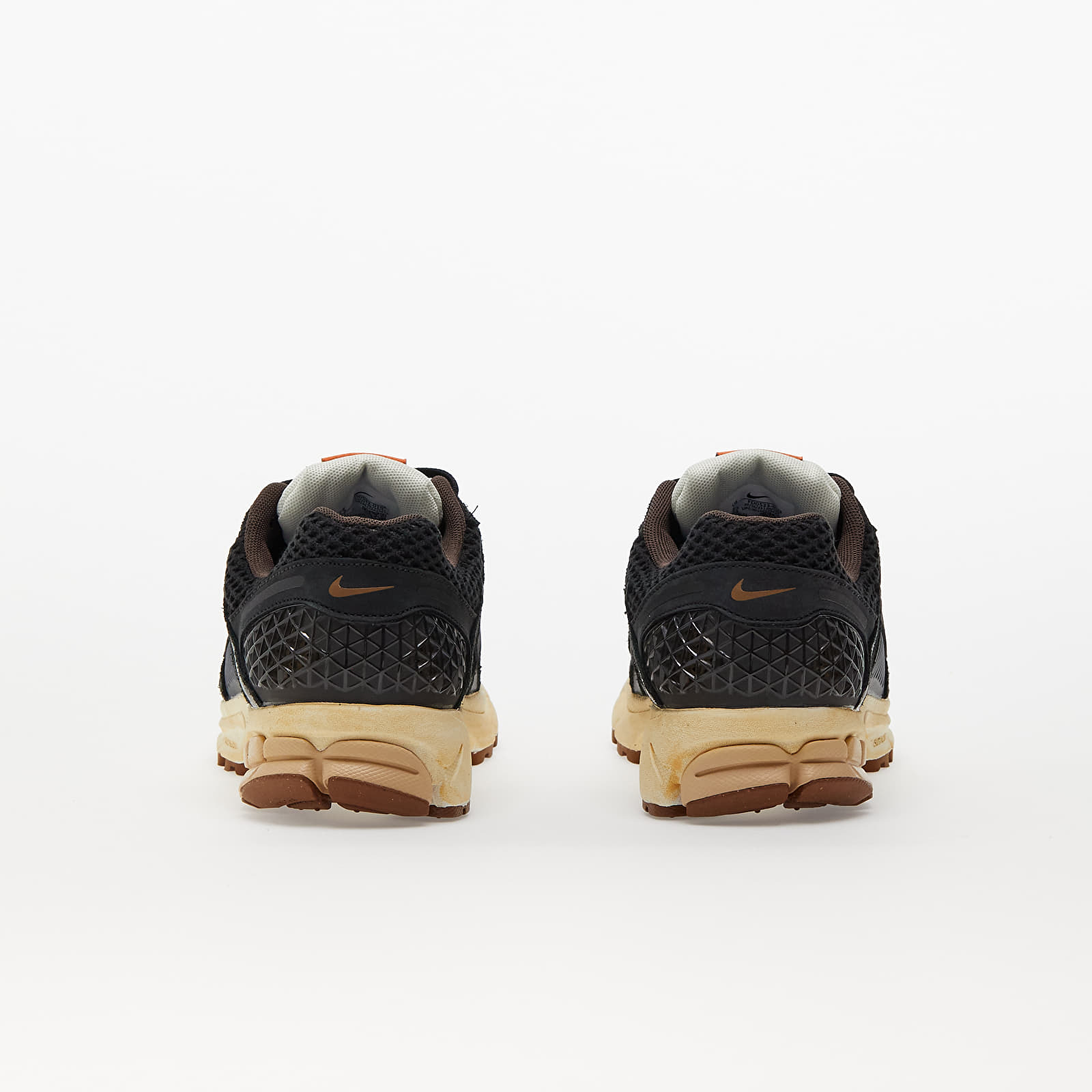 Nike Zoom Vomero 5 Black Sesame (Women's) - UK 2.5 thumbnail