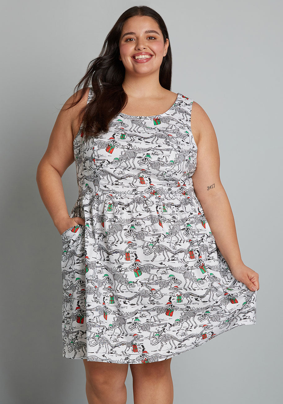 ModCloth X Retrolicious Here We Go a-Fossiling a-Line Dress in White Dino, Size Medium