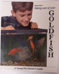 Barrons Books 1021-01368 Barrons Books Taking Care of Your Goldfish Book