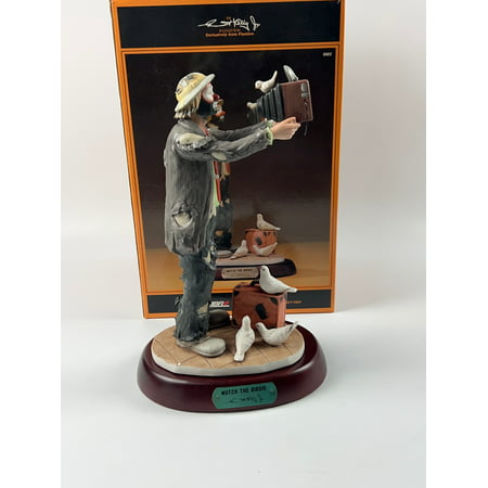 (Pre-Owned) Emmett Kelly Watch the Birdie Figurine Signature Collection 9862 (USED- GOOD)