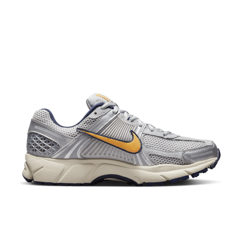 Nike Zoom Vomero 5 Pure Platinum Laser Orange - UK 11.5 thumbnail