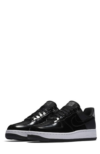 Women's Nike Air Force 1 '07 Se Premium Sneaker, Size 10 M - Black