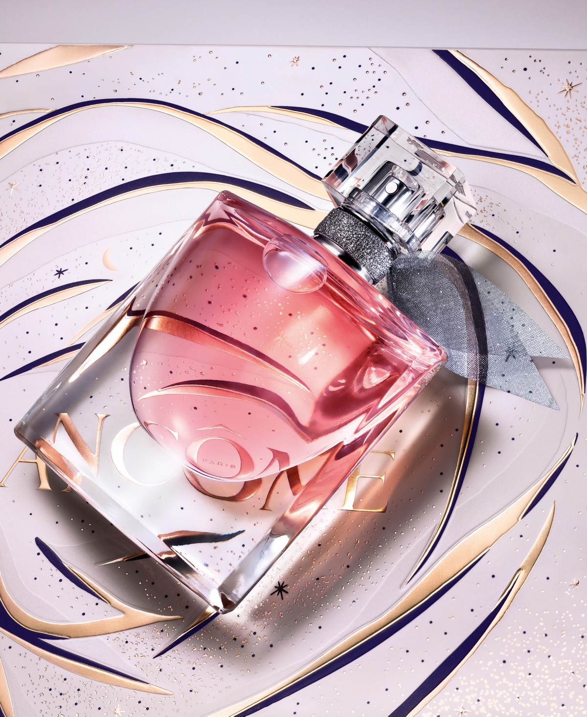 Lancome La Vie Est Belle Traveler Gift Set ($119 Value) thumbnail
