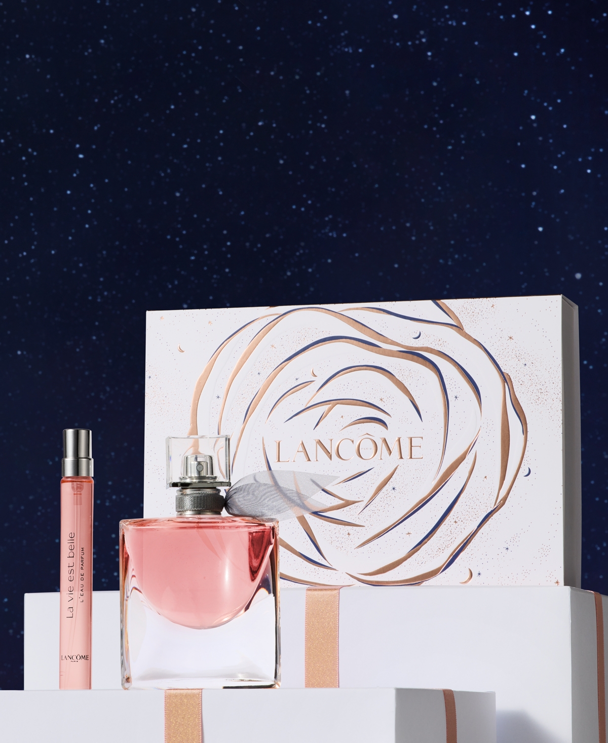Lancome La Vie Est Belle Traveler Gift Set ($119 Value) thumbnail