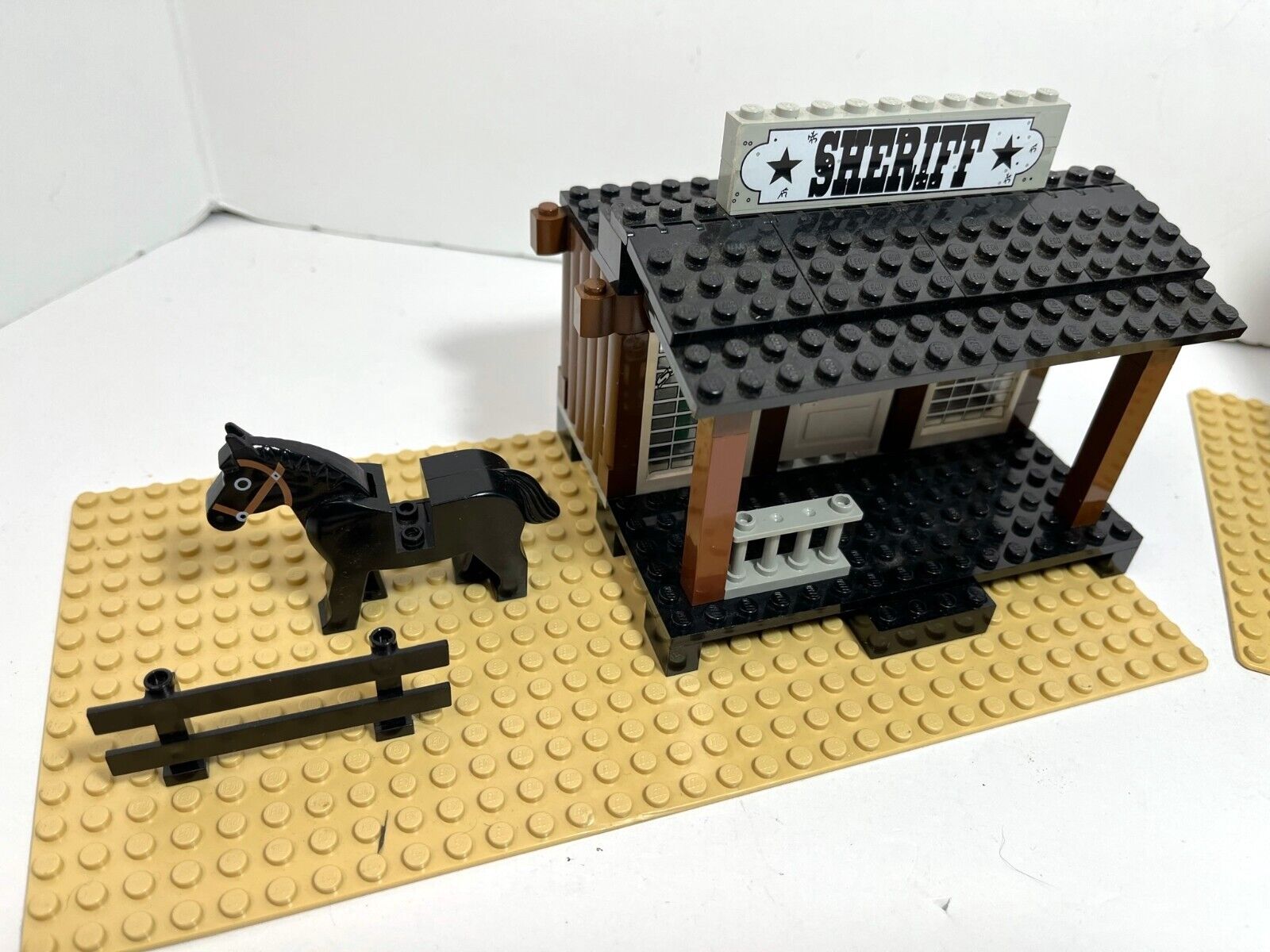 LEGO Western: Cowboys: Partial Sheriff's Lock- up 6755 + Store 6765 thumbnail