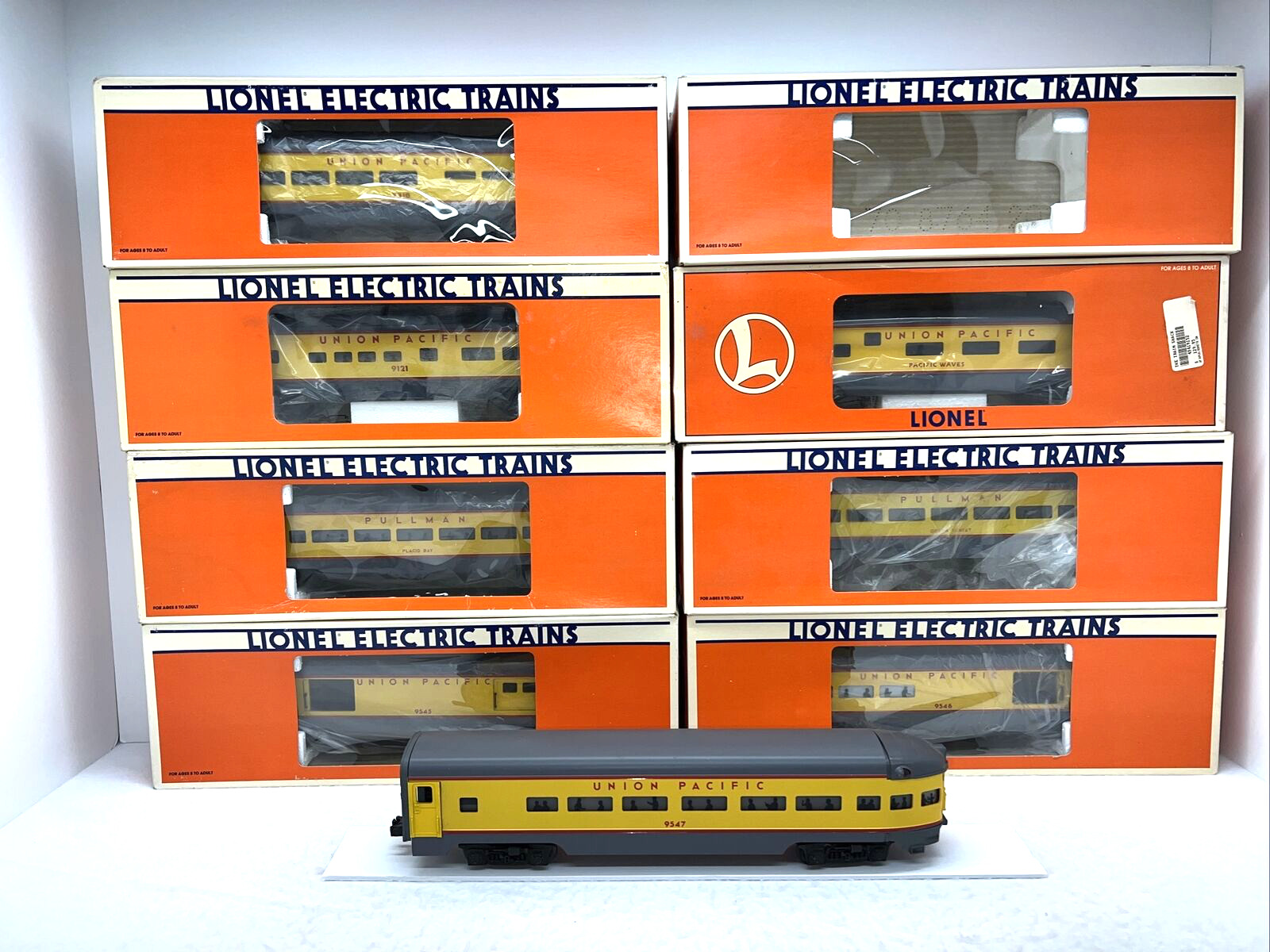 Lionel Union Pacific 15” Aluminum 8 Car Passenger Set O Used 6-9545-49 7210 up