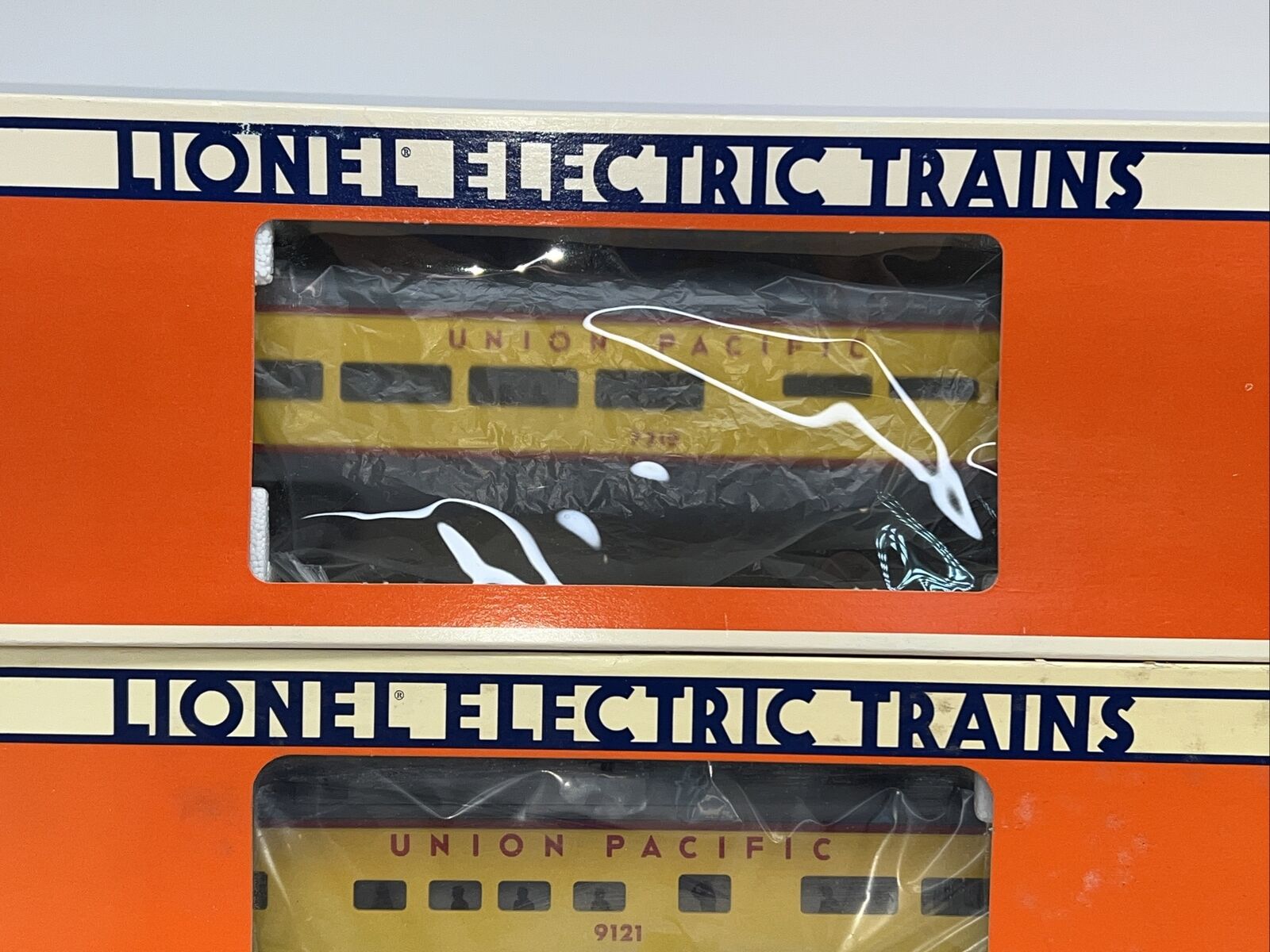 Lionel Union Pacific 15” Aluminum 8 Car Passenger Set O Used 6-9545-49 7210 up thumbnail