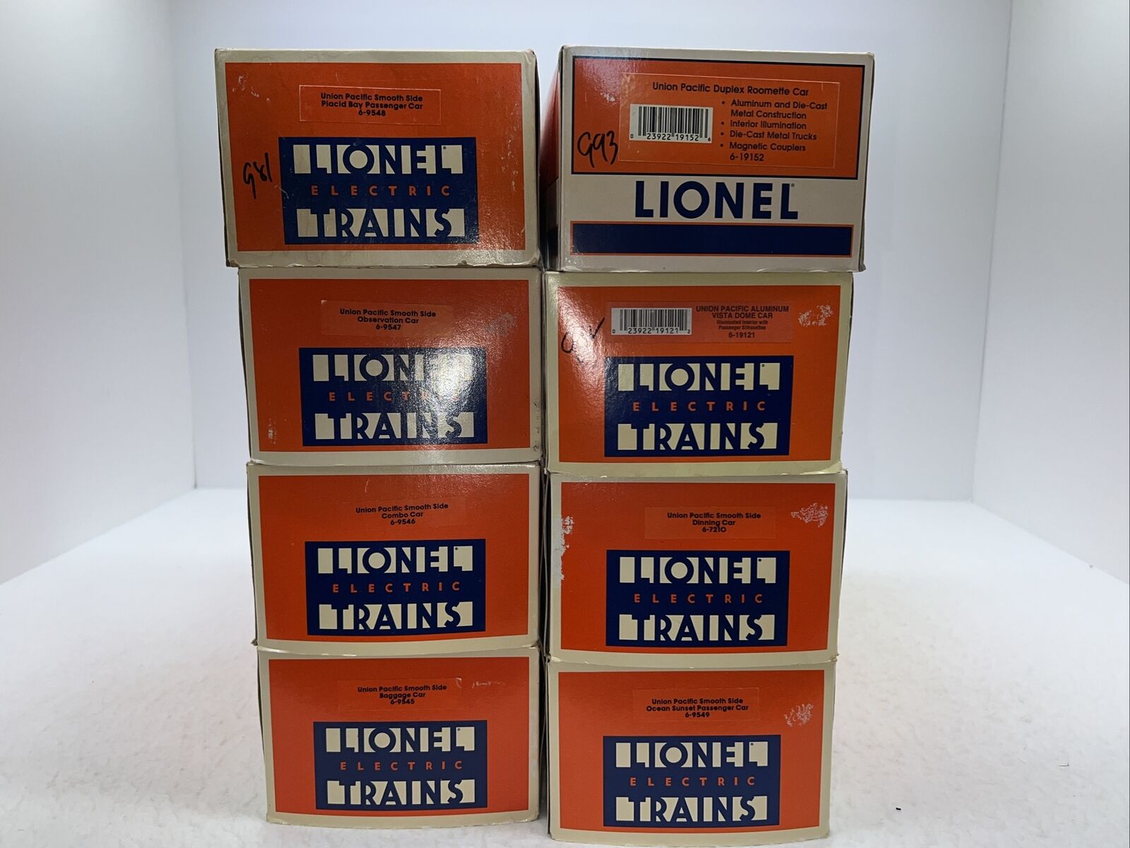 Lionel Union Pacific 15” Aluminum 8 Car Passenger Set O Used 6-9545-49 7210 up thumbnail