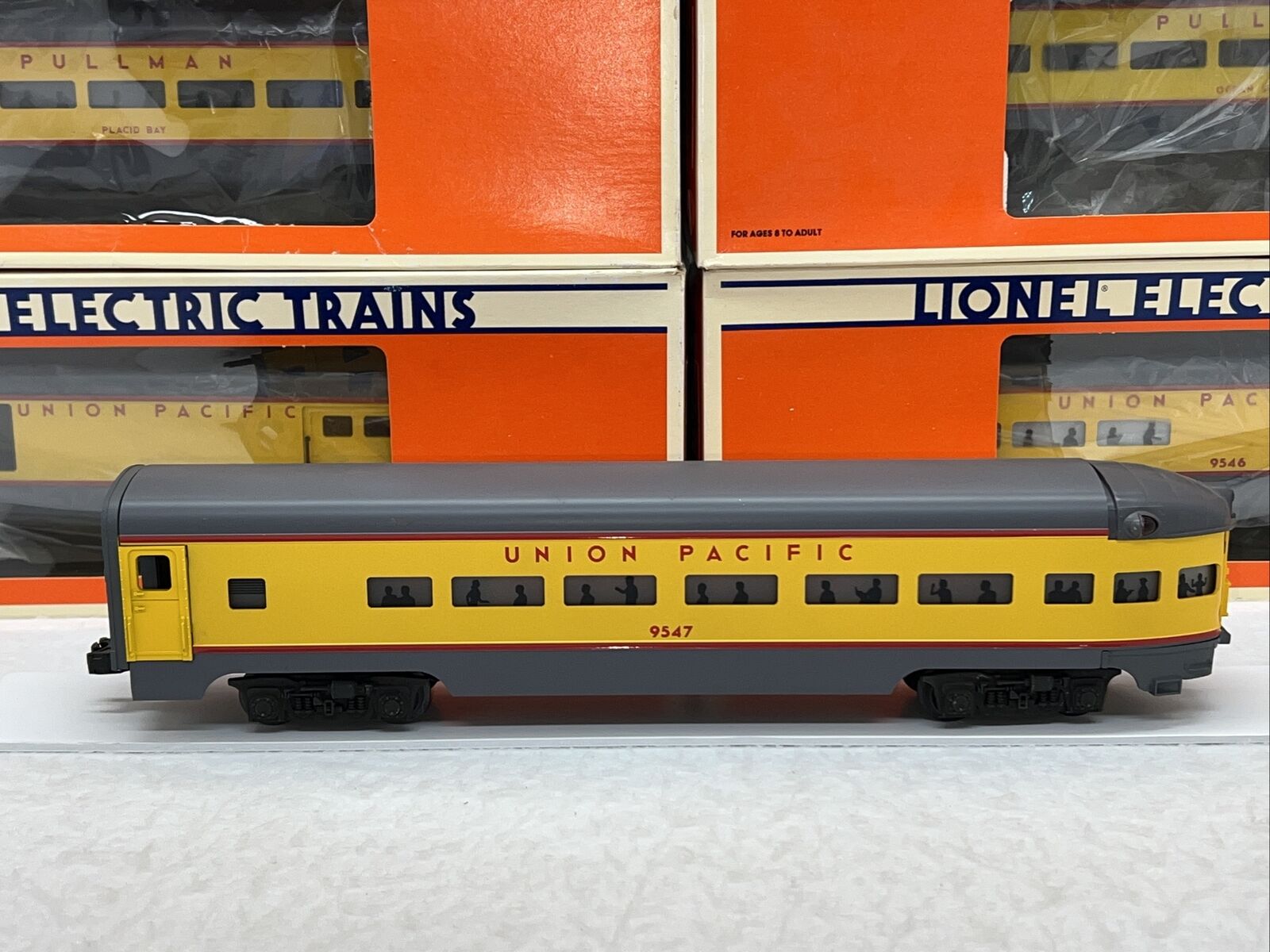 Lionel Union Pacific 15” Aluminum 8 Car Passenger Set O Used 6-9545-49 7210 up thumbnail