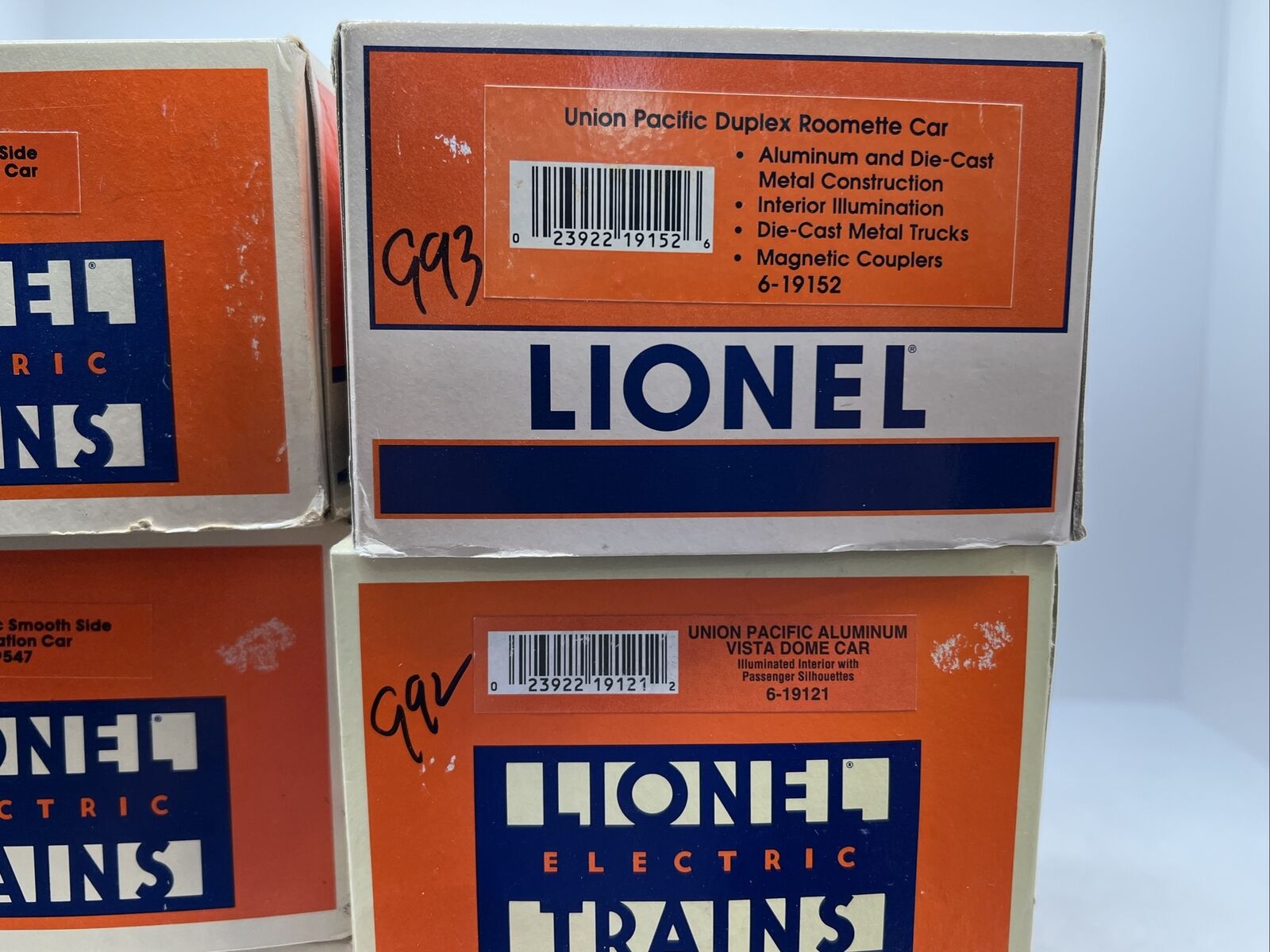Lionel Union Pacific 15” Aluminum 8 Car Passenger Set O Used 6-9545-49 7210 up thumbnail