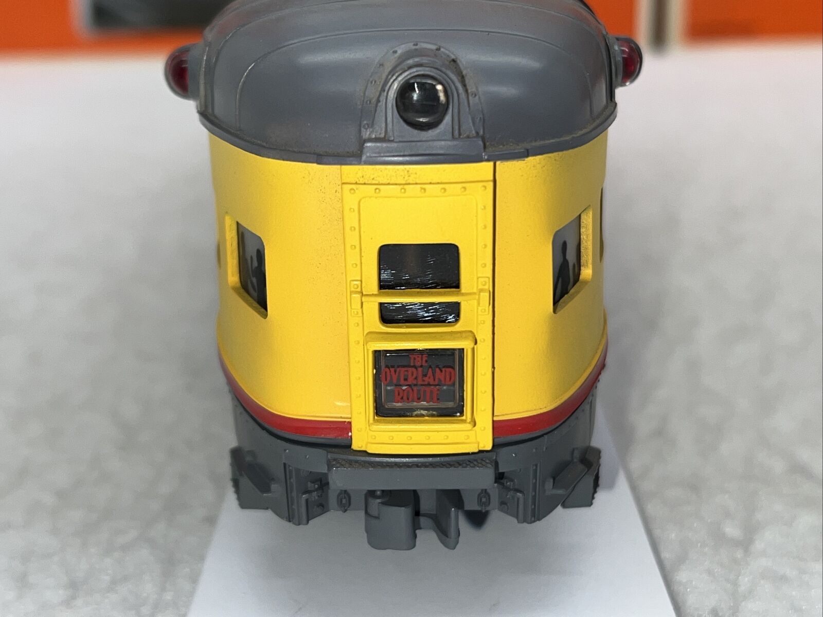 Lionel Union Pacific 15” Aluminum 8 Car Passenger Set O Used 6-9545-49 7210 up thumbnail