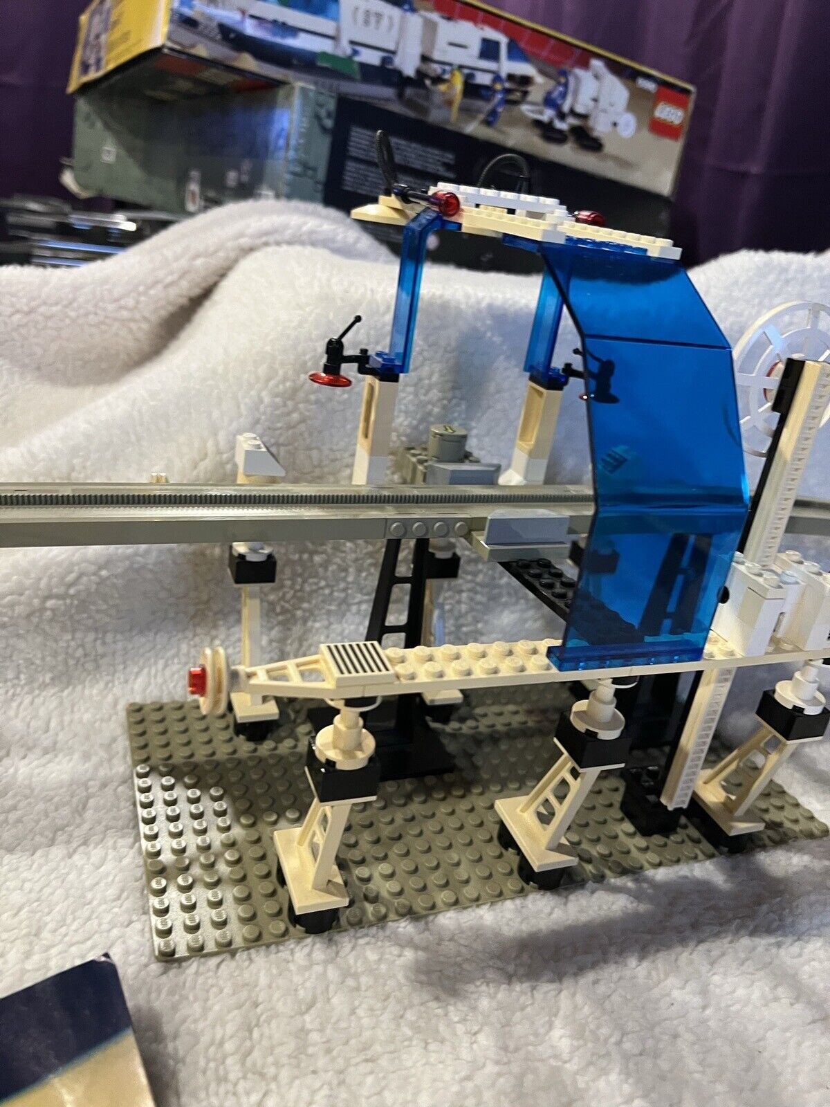 LEGO Space: Monorail Transport (6990) thumbnail