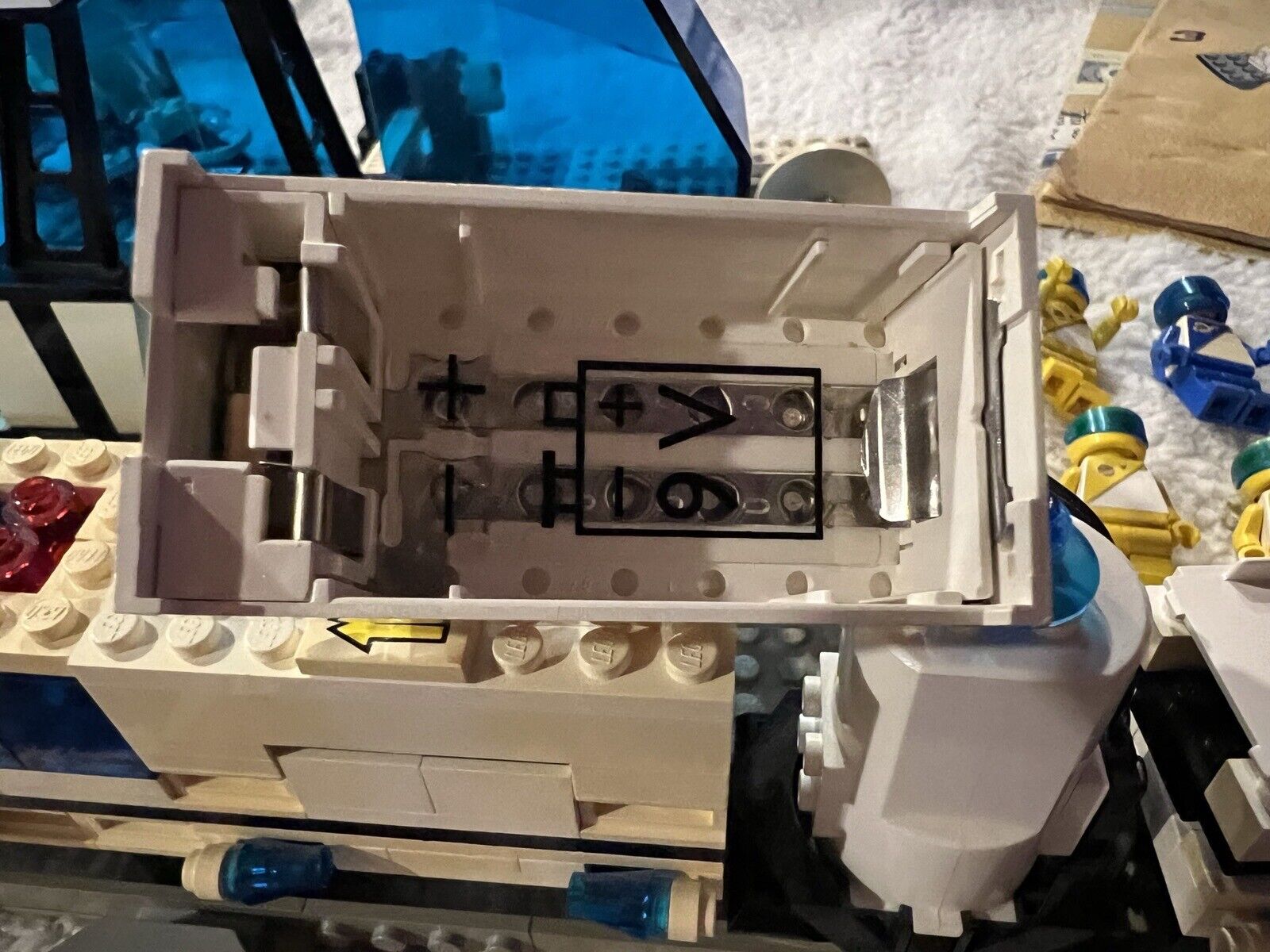 LEGO Space: Monorail Transport (6990) thumbnail
