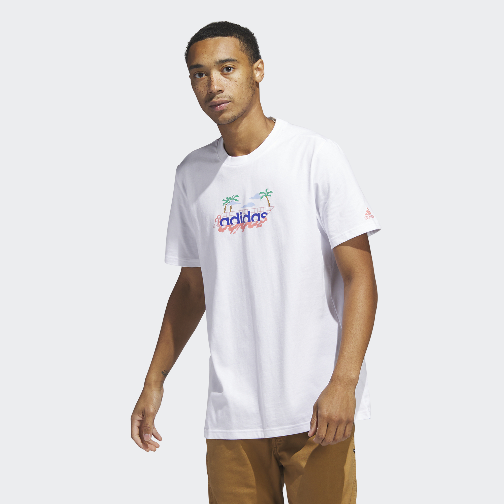 Adidas LINEAR BEACH-BIT SHORT SLEEVE GRAPHIC T-SHIRT MEN WHITE Size a/L
