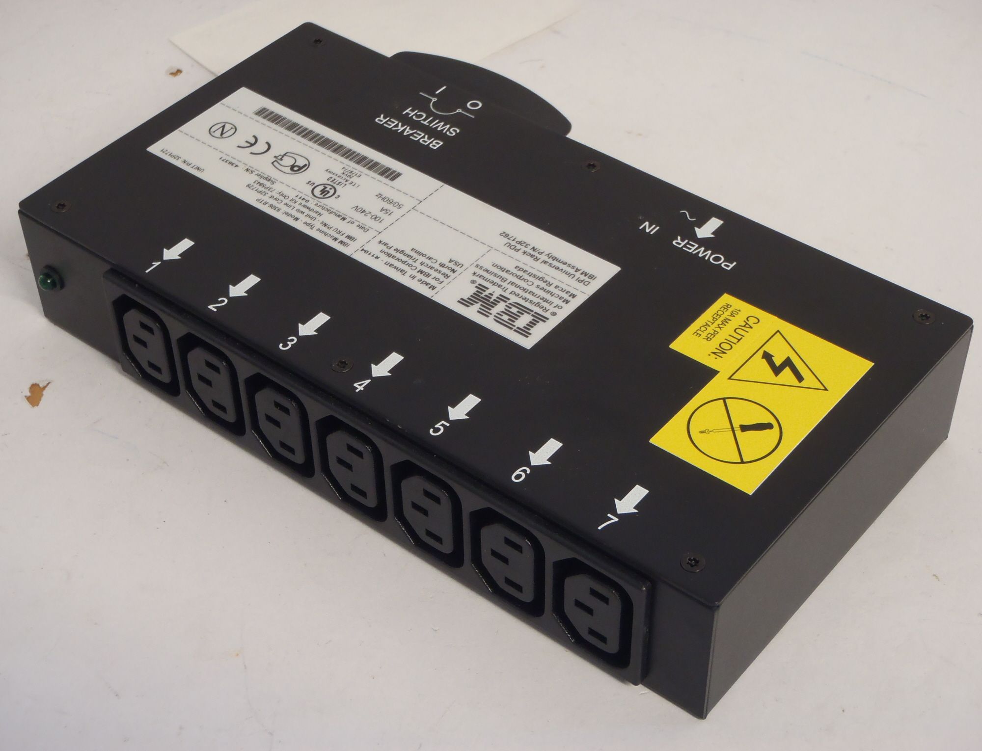 IBM 9306-RTP 7-Port Power Distribution Unit 32P1721