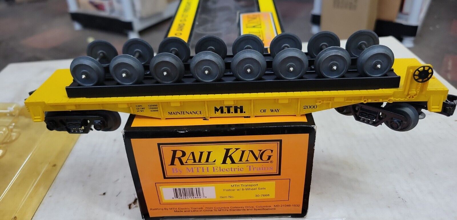 MTH Transport Flatcar with 8 Wheel Sets #30-7668. See Ad. (12Q)