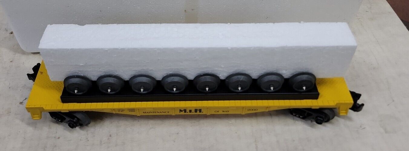 MTH Transport Flatcar with 8 Wheel Sets #30-7668. See Ad. (12Q) thumbnail