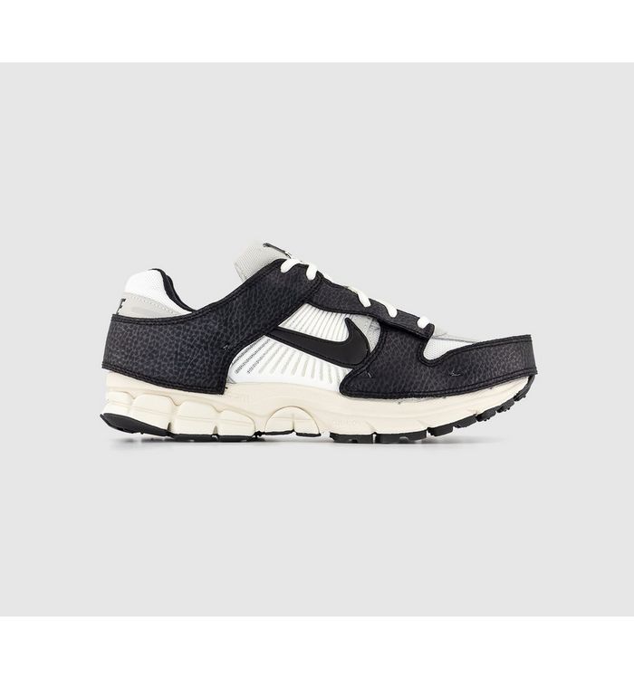 Nike Zoom Vomero 5 Timeless Panda Dunk (Women's) - UK 12