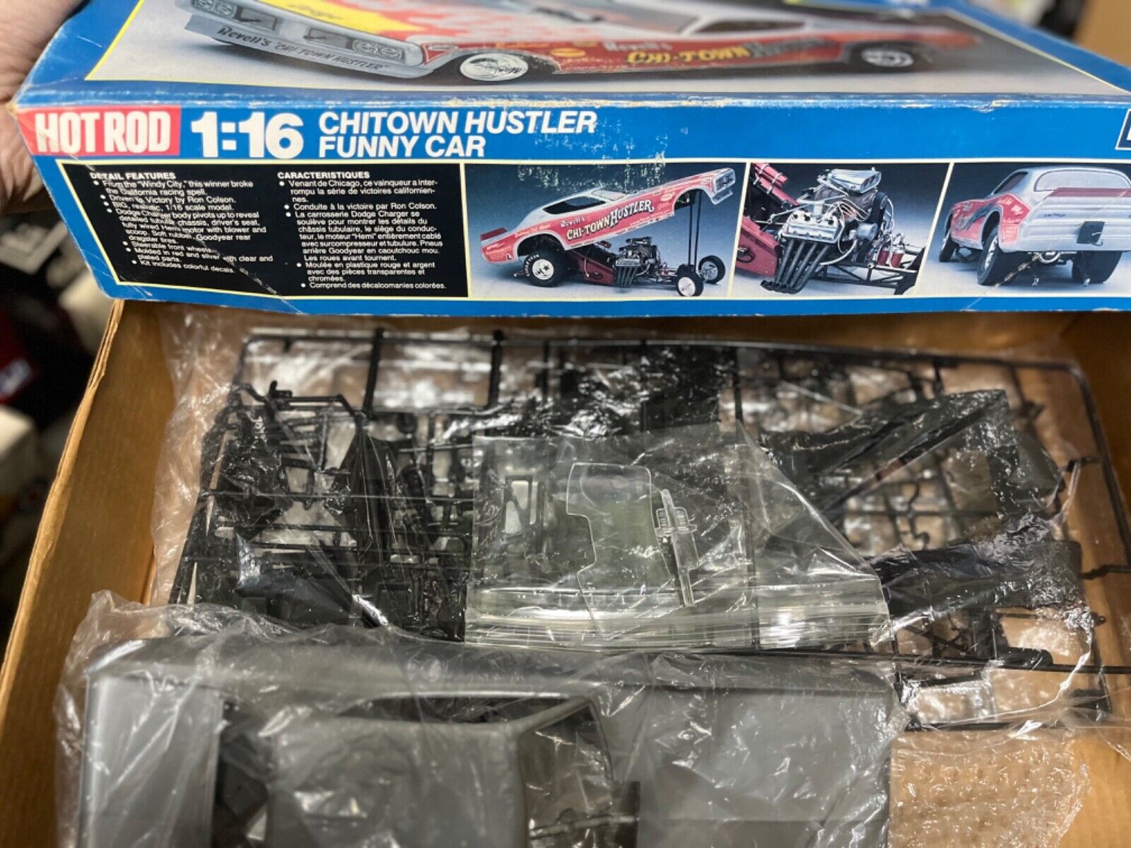 #1 Revell 7478 Chi-Town Hustler Dodge Charger Funny Car 1/16 McM Niob Si thumbnail