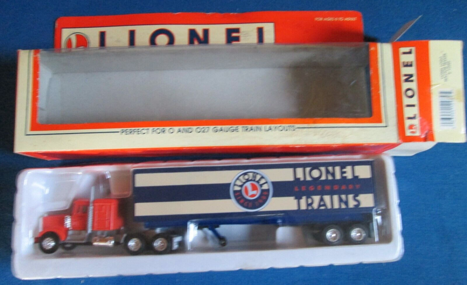 NEW Lionel Logo Tractor Trailer Truck O Gauge Model 6-12989 thumbnail