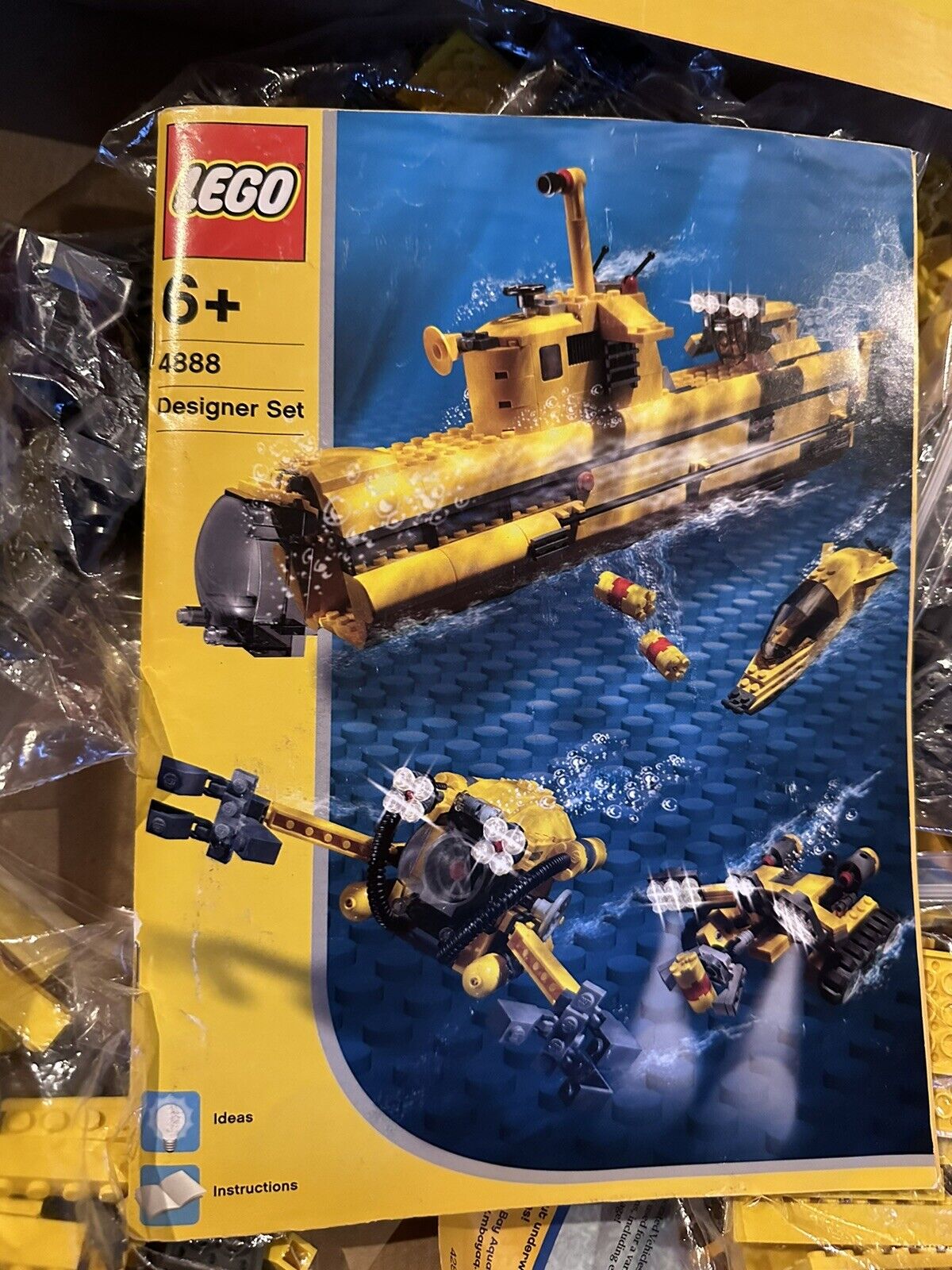 Lego Sea Explorer (4888) - Ocean Odyssey Designer Set - 96% Complete