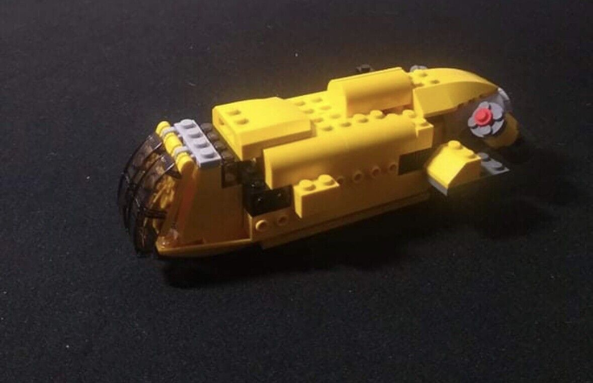 Lego Sea Explorer (4888) - Ocean Odyssey Designer Set - 96% Complete thumbnail