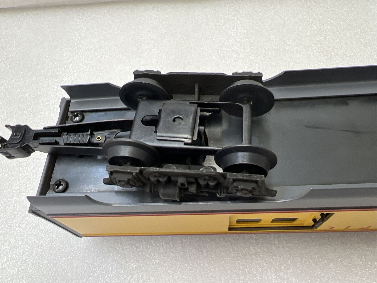 Lionel 6-9545 O Gauge Union Pacific Smooth Side Baggage Car W/OB thumbnail