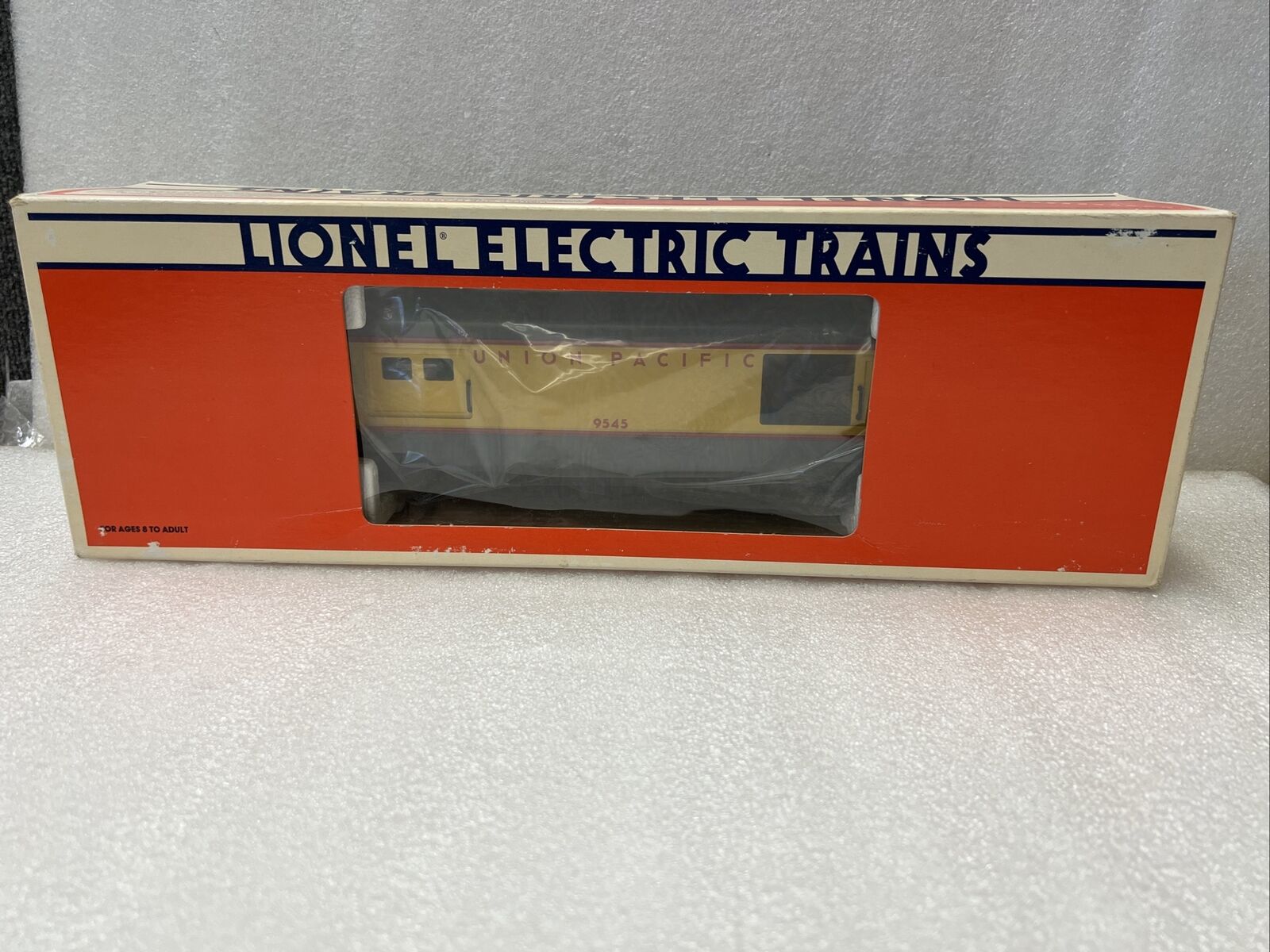 Lionel 6-9545 O Gauge Union Pacific Smooth Side Baggage Car W/OB thumbnail