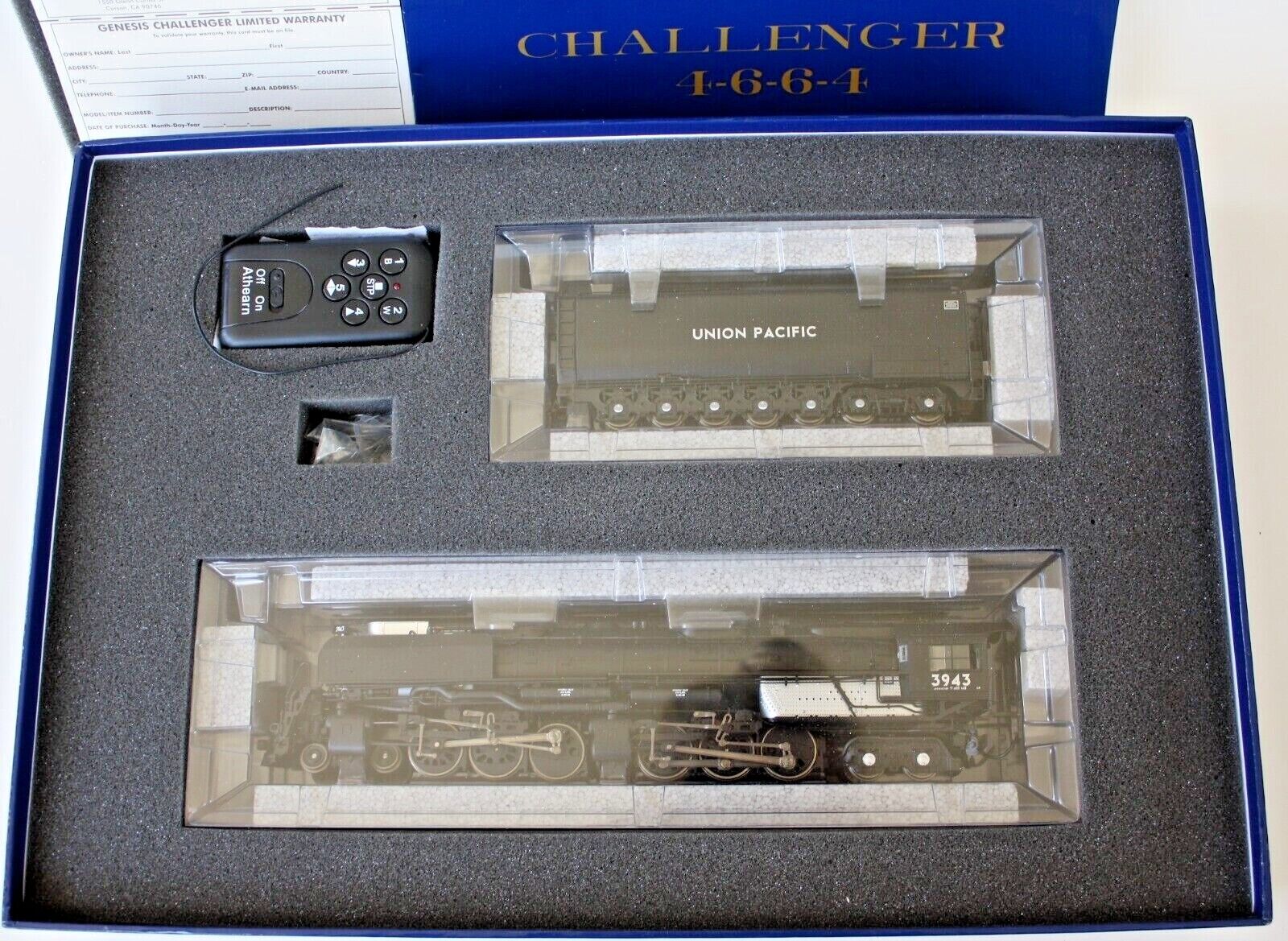 Genesis Challenger 4-6-6-4 G9125 Athearn Union Pacific #3943 HO Scale thumbnail