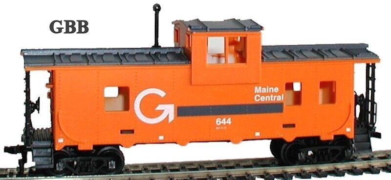 HO 1:87 Scale Train MAINE CENTRAL 38' Extended Vision Caboose IHC New 35317
