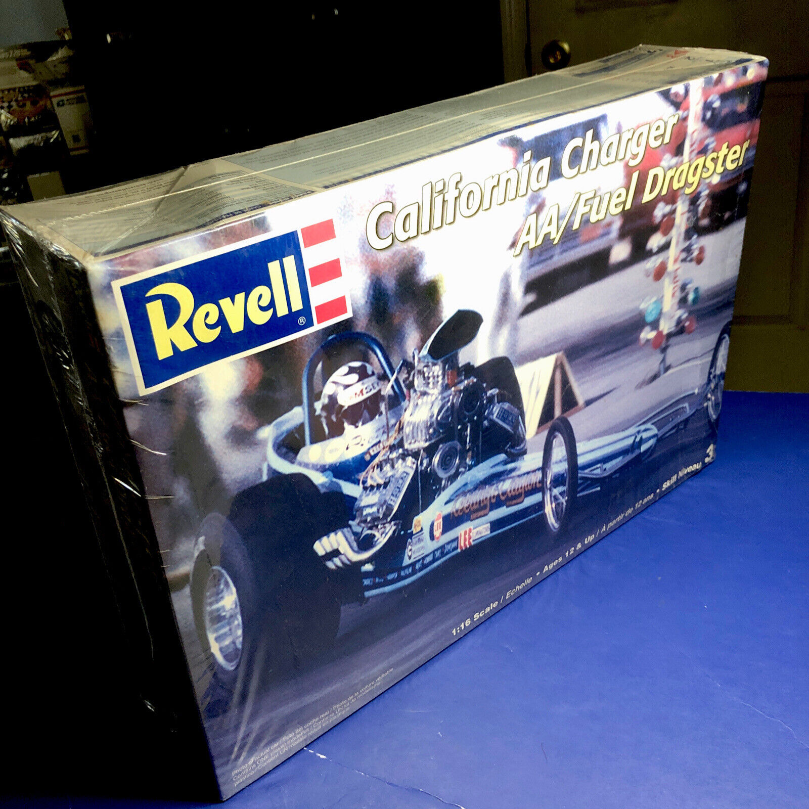 REVELL 1/16 CALIFORNIA CHARGER AA FUEL DRAGSTER F/S#7681 Model Kit F/S in 05 L/1