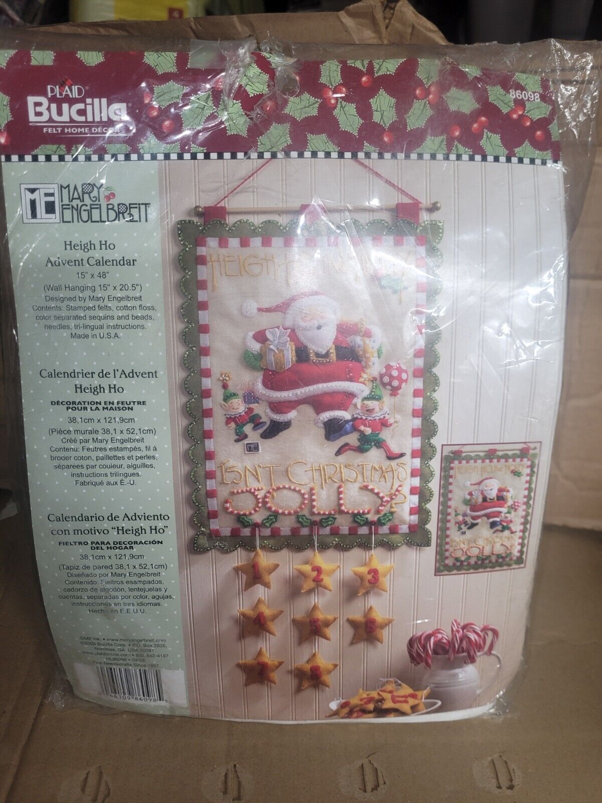 Bucilla Mary Engelbreit HEIGH HO SANTA Felt Christmas Advent Calendar Kit #86098