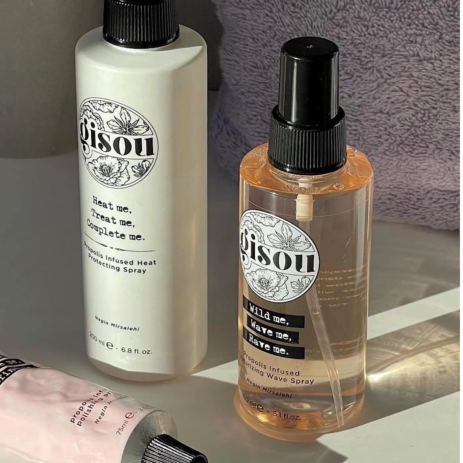 Gisou Propolis Infused Texturizing Wave Spray to Create Beachy Waves, Body and thumbnail