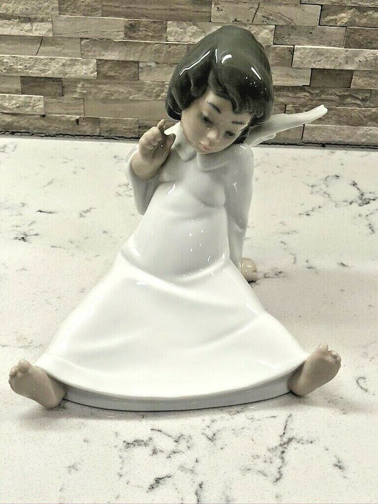 Vintage Lladro Figurine 