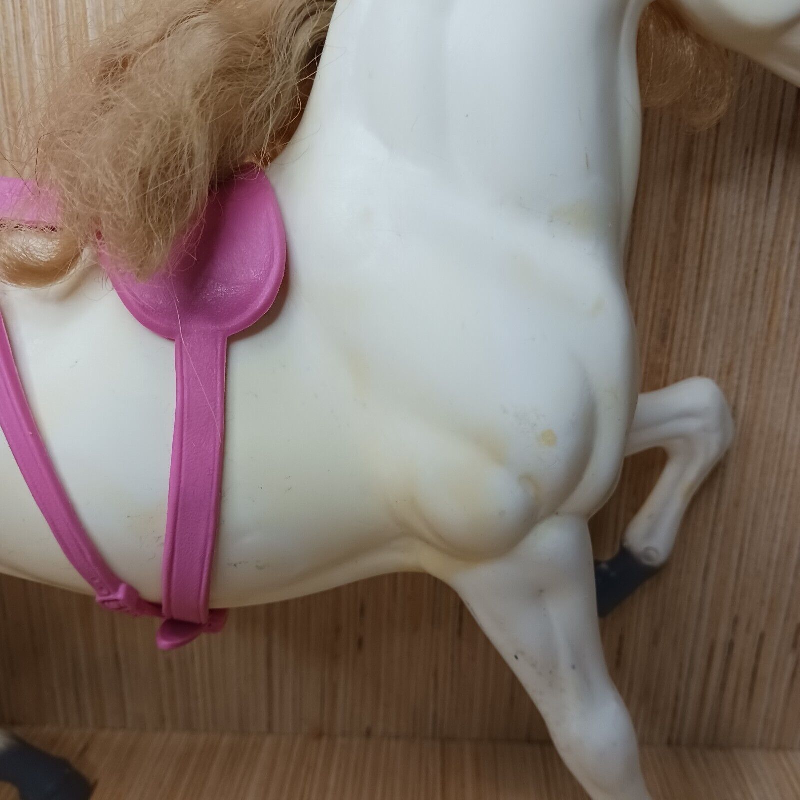 Vintage 1983 BARBIE Dream Horse Prancer #7263 with Saddle thumbnail