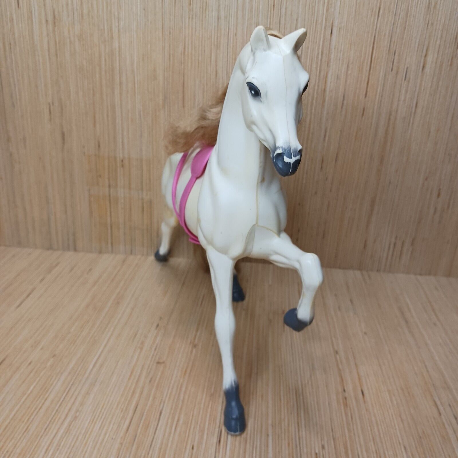 Vintage 1983 BARBIE Dream Horse Prancer #7263 with Saddle thumbnail