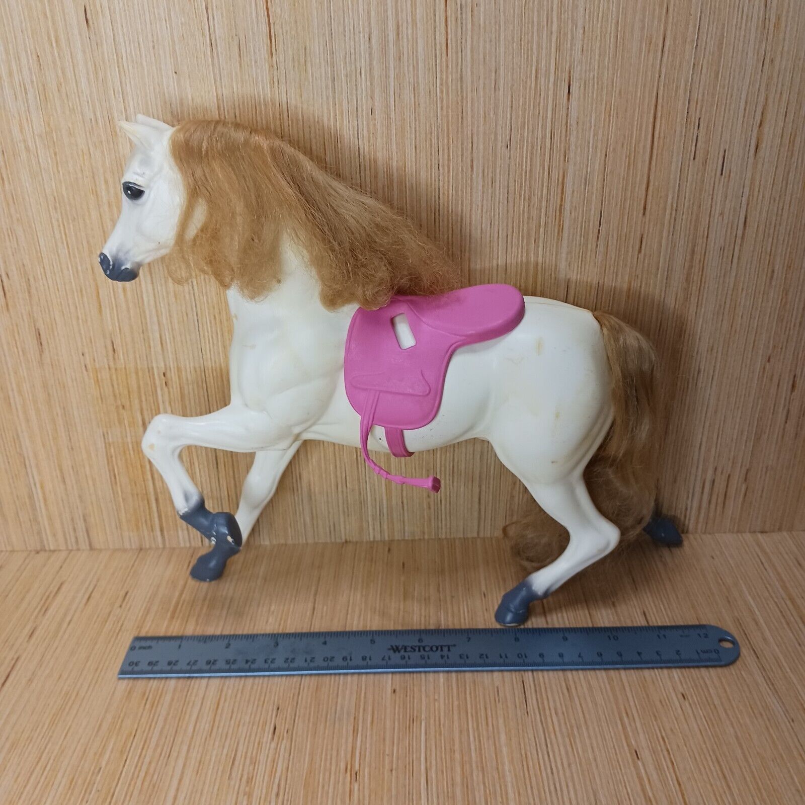 Vintage 1983 BARBIE Dream Horse Prancer #7263 with Saddle thumbnail
