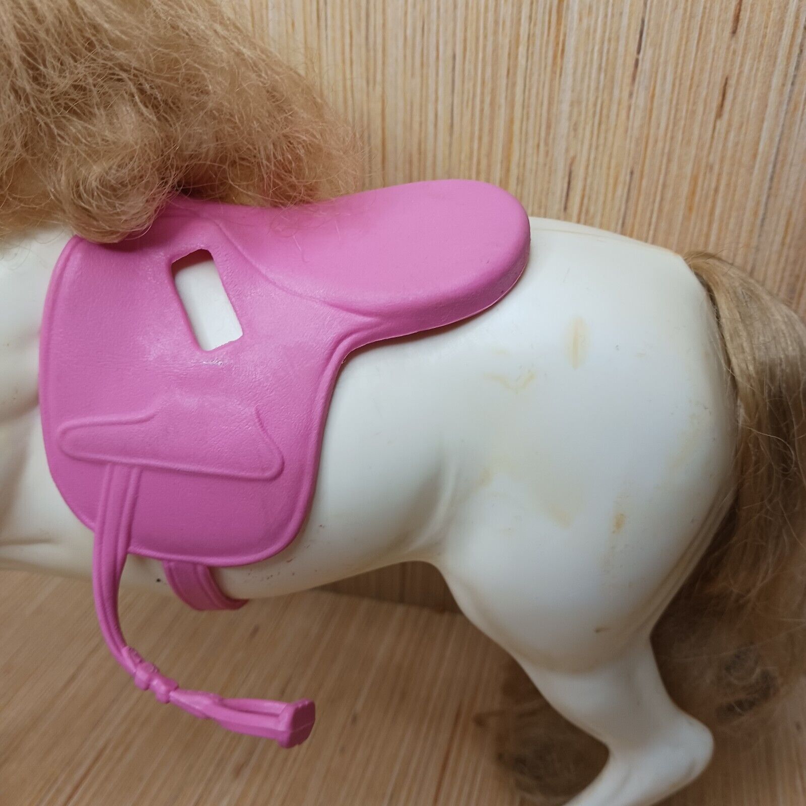Vintage 1983 BARBIE Dream Horse Prancer #7263 with Saddle thumbnail