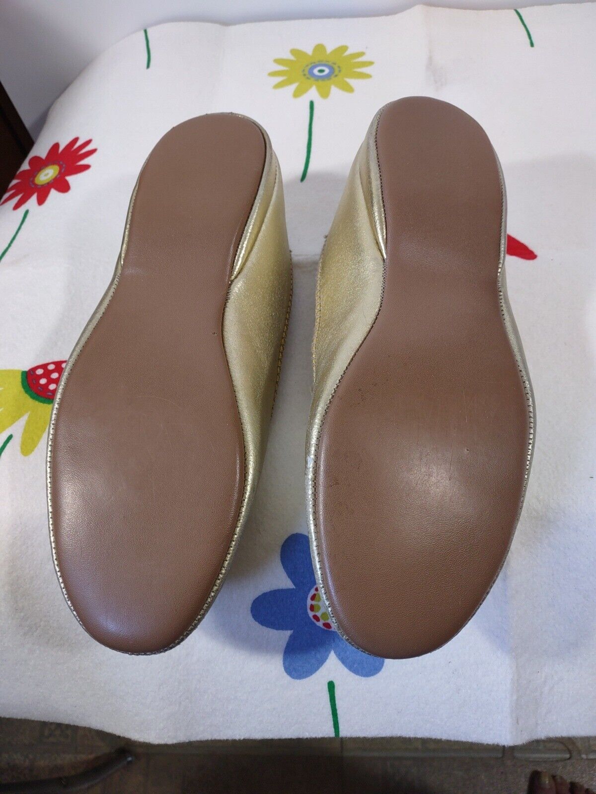 Daniel Green 40102-710 Womens Glamour   Slippers Casual   - Gold, Size 8, #5513 thumbnail