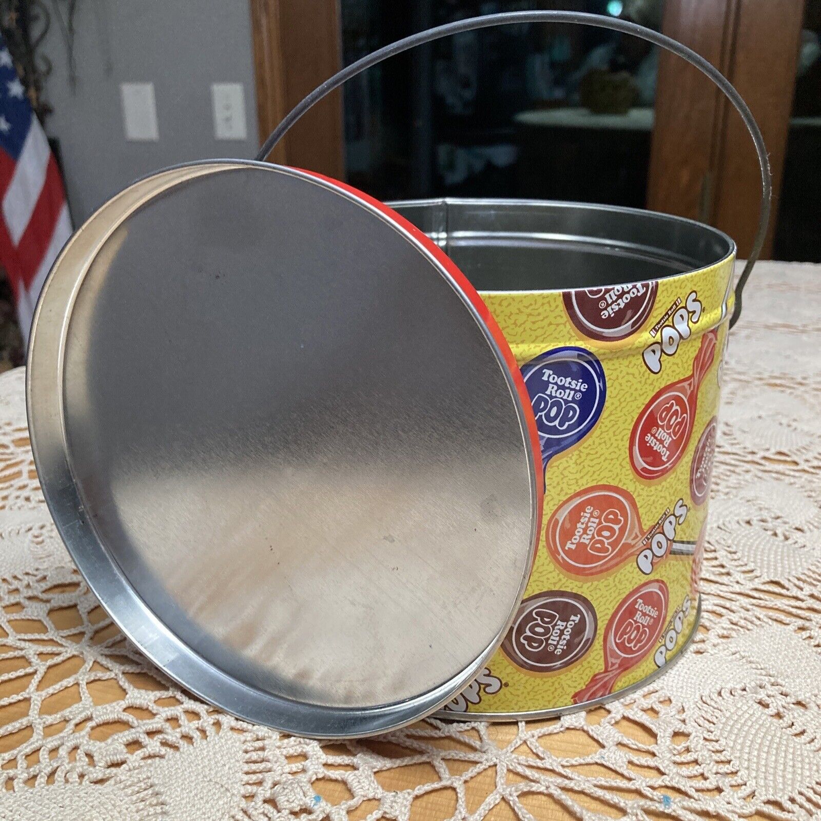 Limited  Edition: Tootsie Roll Pop Tin Can Metal Pail Handle Candy  1997 Series3 thumbnail