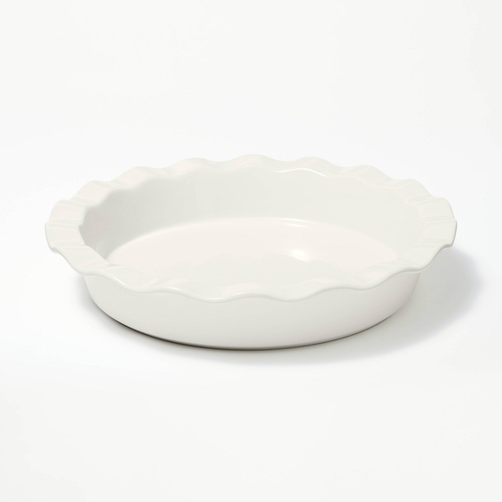 9 Round Stoneware Ruffle Pie Dish Cream - Figmint™