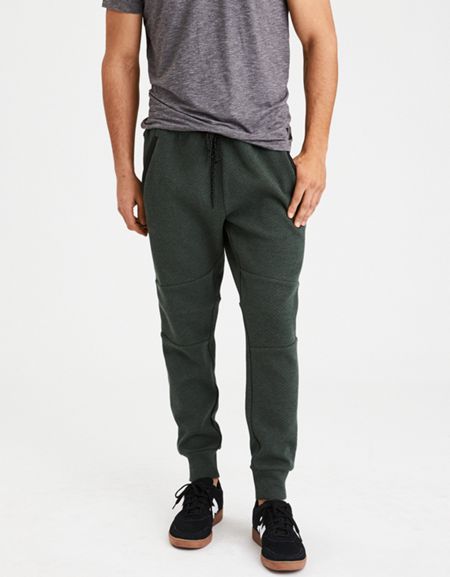AE Mixed Fabric Jogger