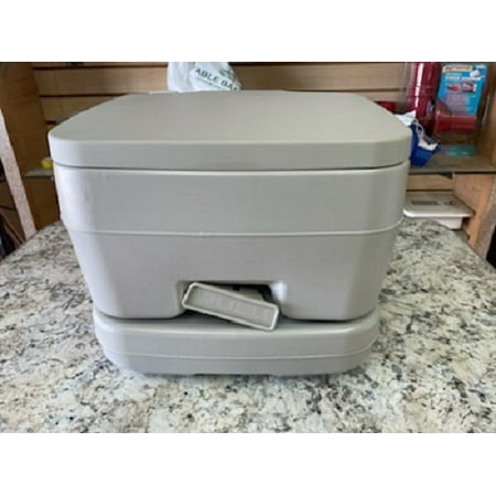 EZ Lite 1010T Portable Camping Toilet for RV S  Campers  and Trailers 2.2gal