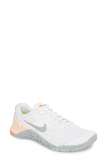 Women's Nike Metcon 4 Training Shoe, Size 10 M - White
