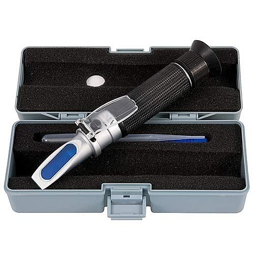 PCE Instruments PCE-032 Refractometer Auto Temp Comp for Juices & Wine